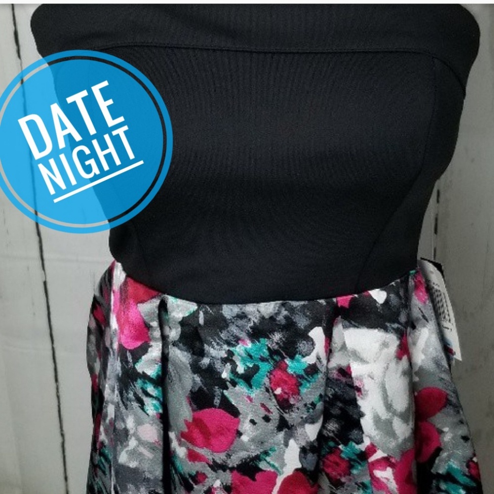 Moody floral dress / tweeze me
